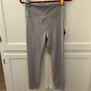 Vuori grey leggings size L